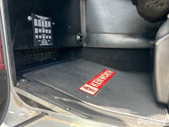 2018 肯沃斯 K200 Big Cab