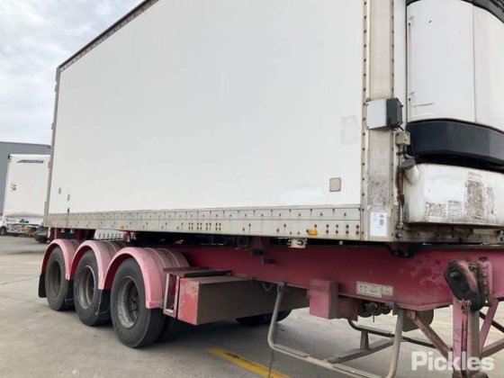 2000 マキシトランス ST3