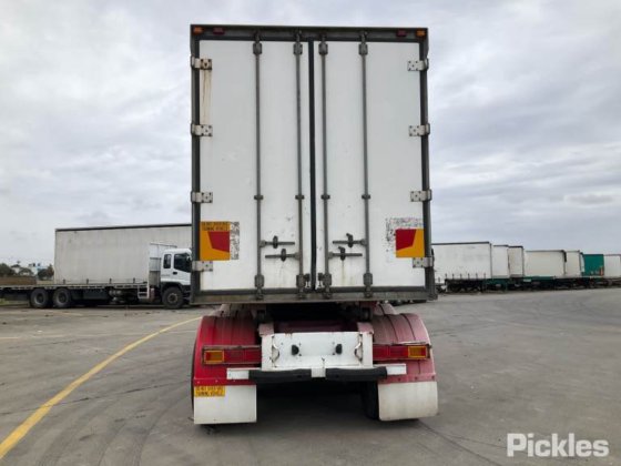 2000 マキシトランス ST3