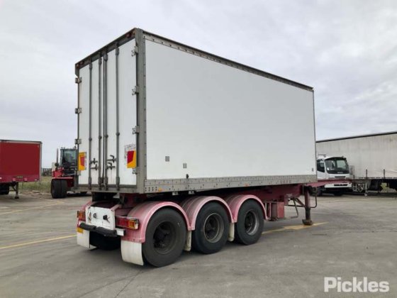 2000 マキシトランス ST3