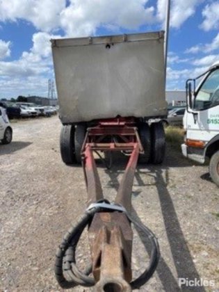 2007年散装压力油罐车