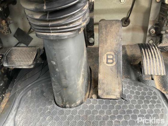 2015年三菱扶桑战斗机1627