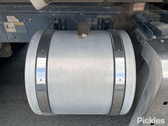 2015年のマック・トライデント