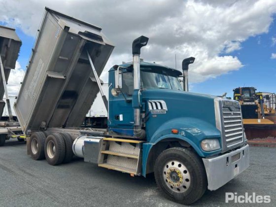 2015年のマック・トライデント