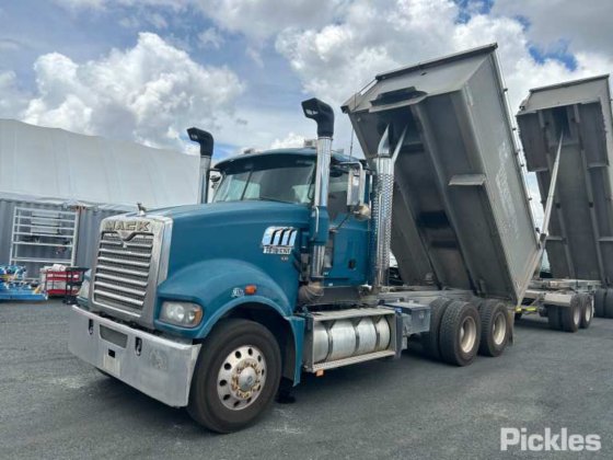 2015年のマック・トライデント