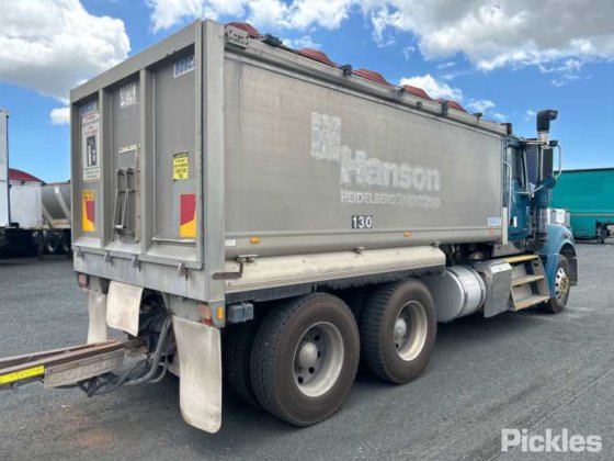 2015年のマック・トライデント