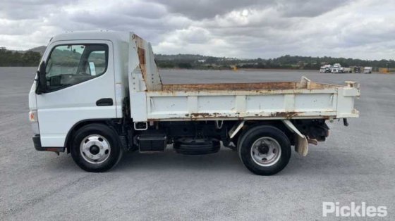 2018款三菱Canter 615