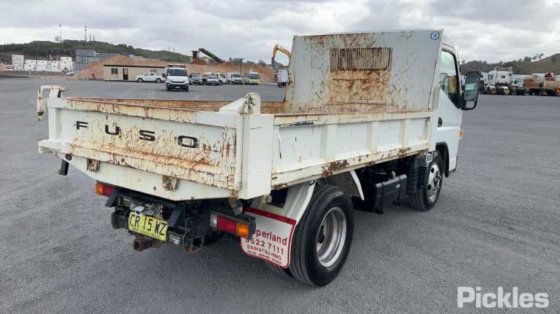 2018款三菱Canter 615