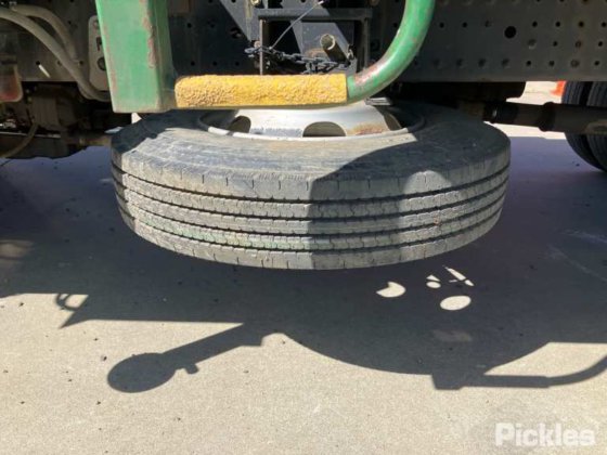 2016年式 日野 300 921