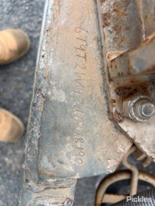 2013莲花自由式（路虎发现】