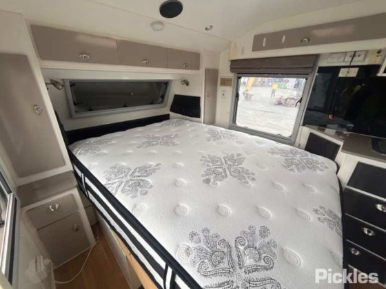 2013莲花自由式（路虎发现】