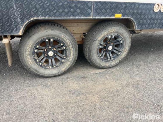 2013莲花自由式（路虎发现】