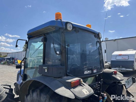 2011年 ニューホランド T4050