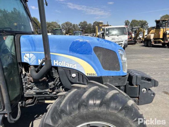 2011年 ニューホランド T4050