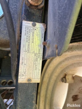 2011年 ニューホランド T4050