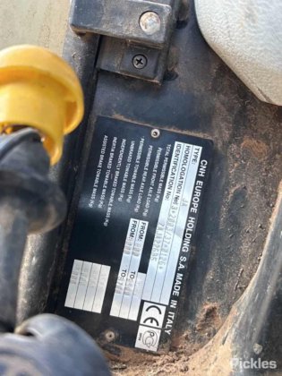 2011年 ニューホランド T4050