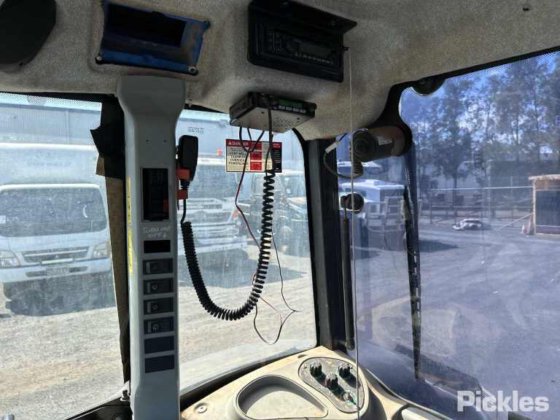 2011年 ニューホランド T4050