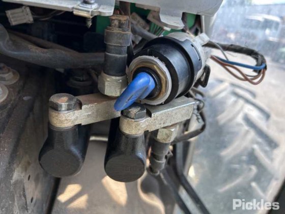 2011年 ニューホランド T4050