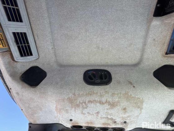 2011年 ニューホランド T4050