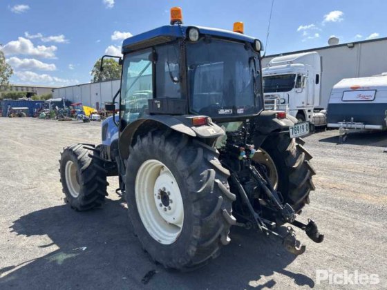 2011年 ニューホランド T4050
