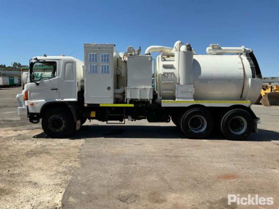 2008年式 日野 FM1J