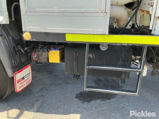 2008年式 日野 FM1J