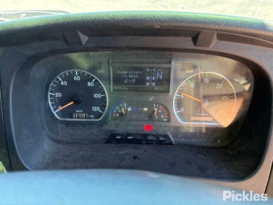 2013年型メルセデス・ベンツ アクソール 2633