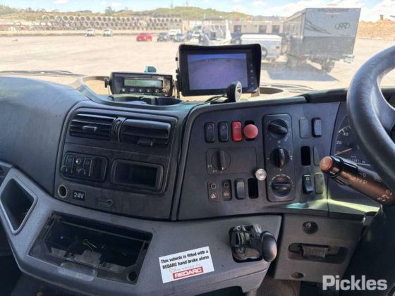 2013年型メルセデス・ベンツ アクソール 2633