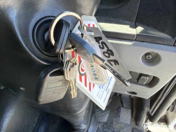 2013年型メルセデス・ベンツ アクソール 2633