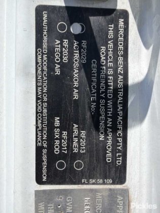 2013年型メルセデス・ベンツ アクソール 2633