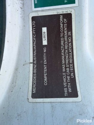 2013年型メルセデス・ベンツ アクソール 2633