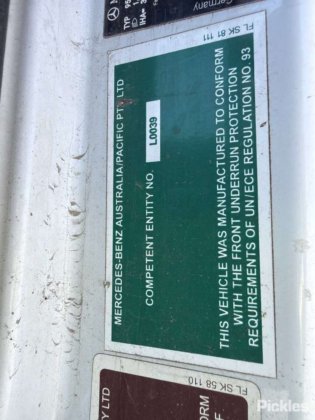 2013年型メルセデス・ベンツ アクソール 2633