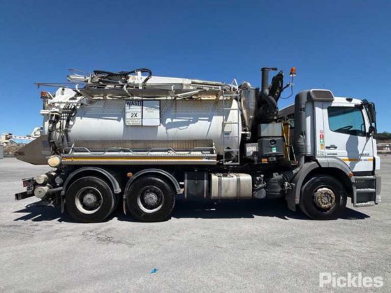 2013年型メルセデス・ベンツ アクソール 2633