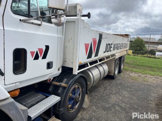 2004年麦克卡 Metro Liner