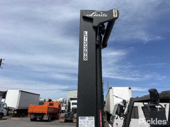 2010 リンデ E16C
