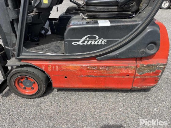 2010 リンデ E16C