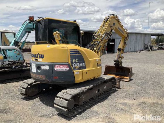 小松 PC88MR-8