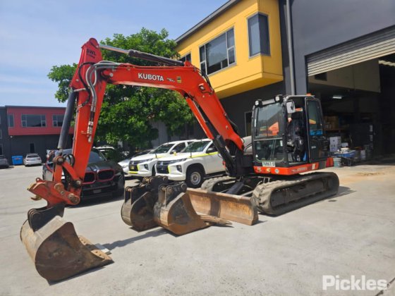 2018 クボタ KX080-3