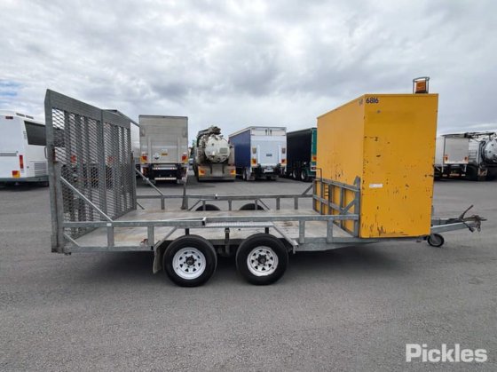 2012年クラシックトレーラー