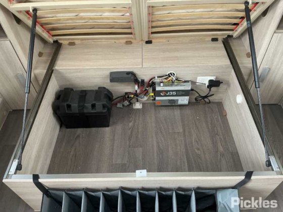 2017年式ジェイコ スタークラフト アウトバック