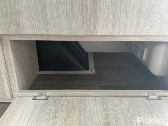 2017年式ジェイコ スタークラフト アウトバック