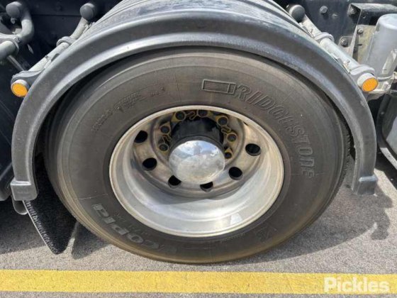 2011年式ケンワース T409SAR