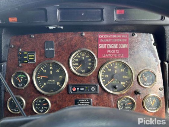 2011年式ケンワース T409SAR