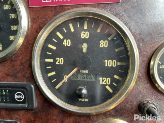 2011年式ケンワース T409SAR