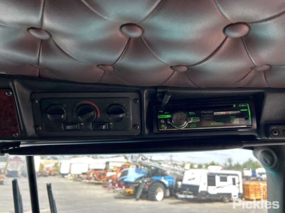 2011年式ケンワース T409SAR