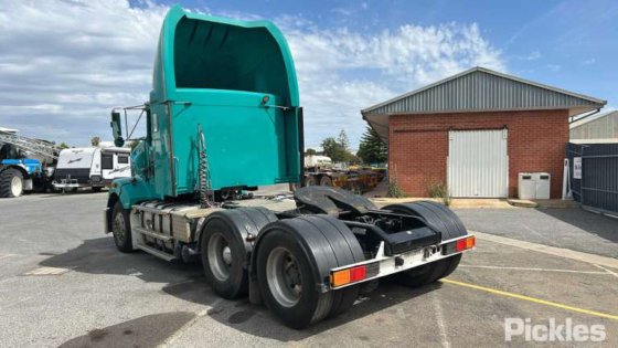 2011年式ケンワース T409SAR