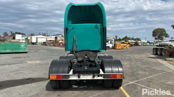 2011年式ケンワース T409SAR