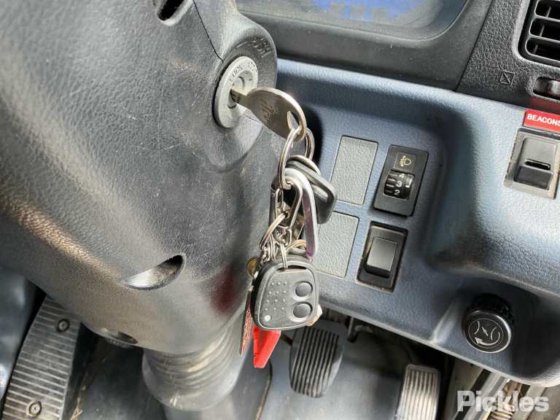 2004年式 日野 FD1J