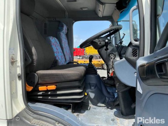 2004年式 日野 FD1J