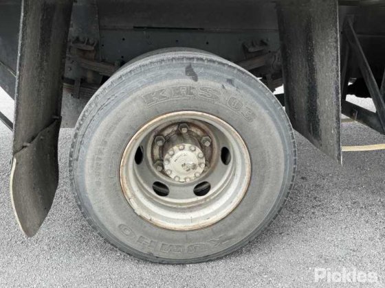 2004年式 日野 FD1J